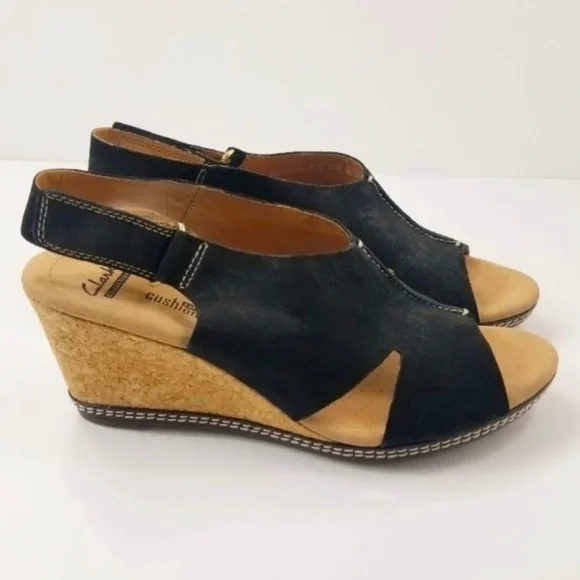 Women’s CLARKS Helio Float Nubuck Black Slingback Wedges Sandals Shoes - Picture 1 of 7